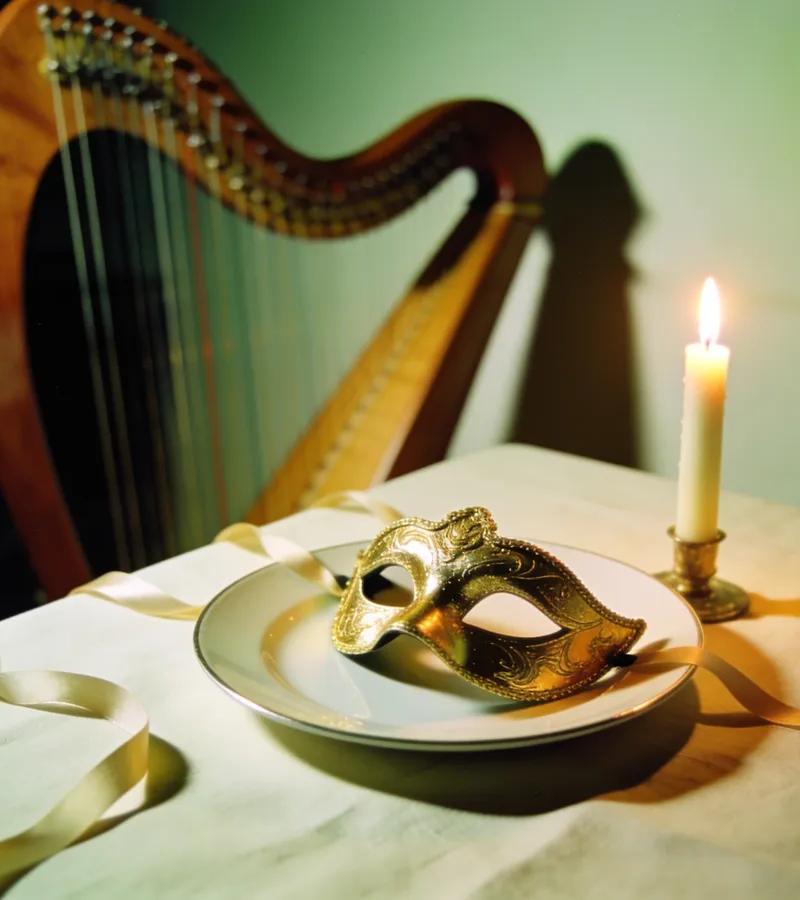 A Candlelit Halloween Masquerade Dinner